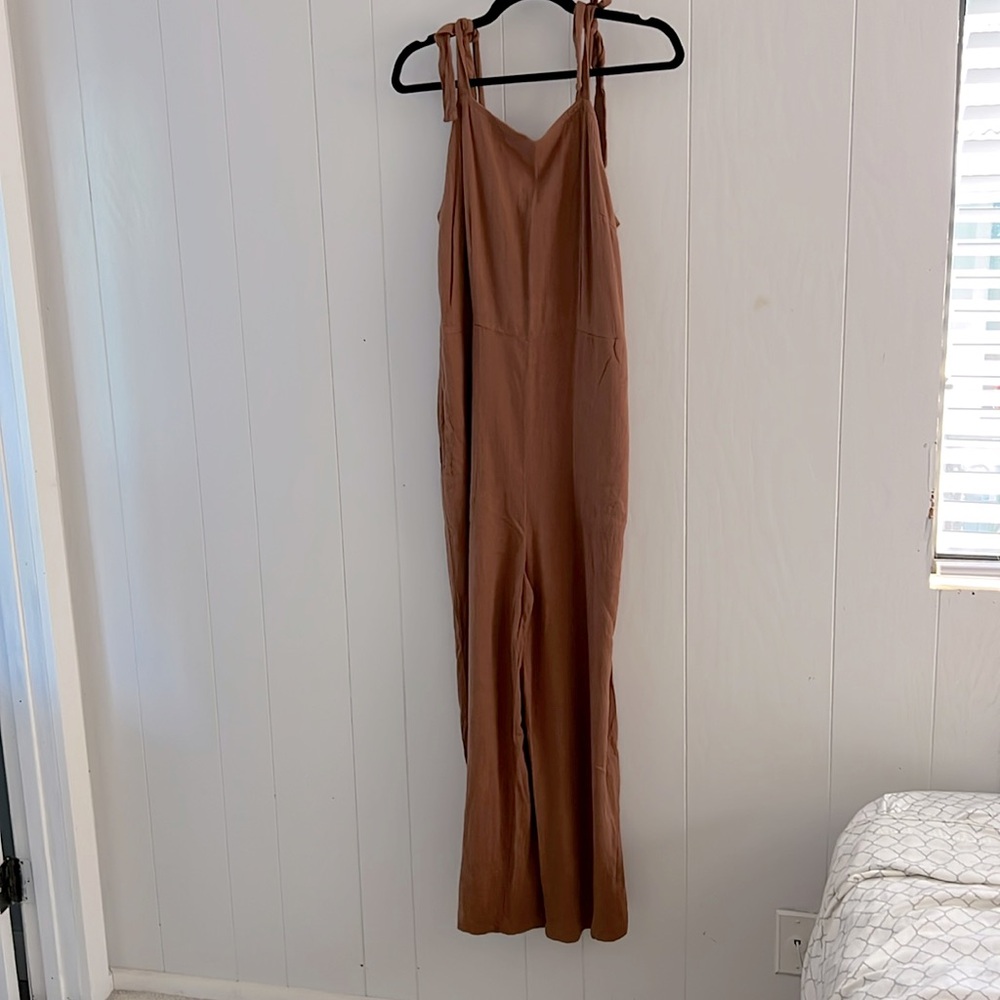 Linen Tie Strap Jumpsuit